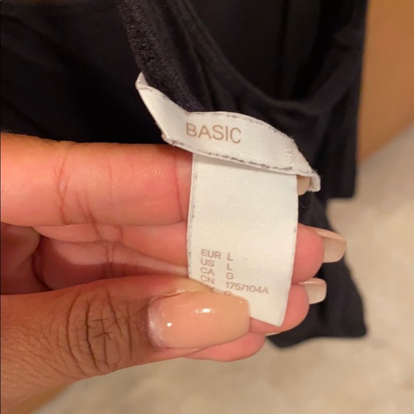 Black razor back tank top - Picture 3 of 3